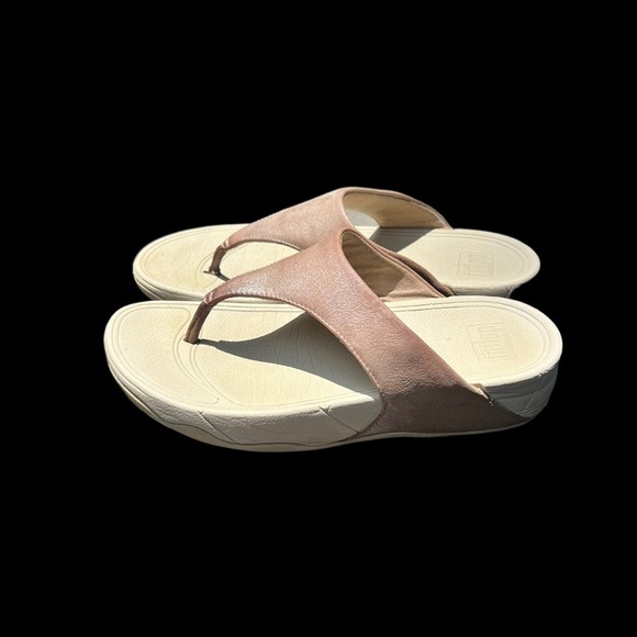 🌻Fit Flop Metallic Triangular Toe-Post Sandals Size 7 - Picture 2 of 10